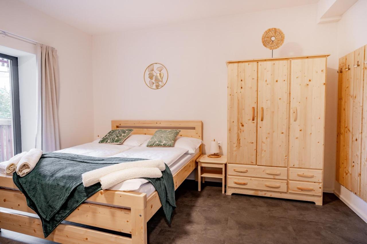 Apartmany None Branná Eksteriør billede